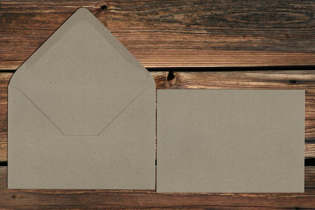 Briefhüllen 110x156 mm Nassklebend Recycling Kraft Naturgrau 120 g/qm